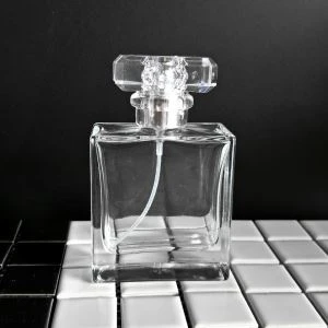 50 ml neliön paksu lasi hajuvesipullo